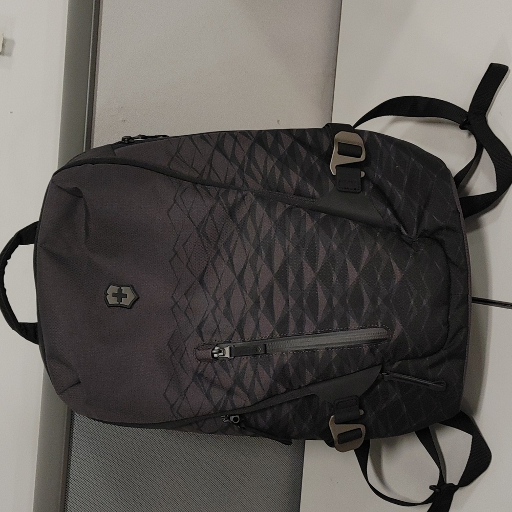 Victorinox Backpack VX touring book bag travel bag luggage grey black citysports